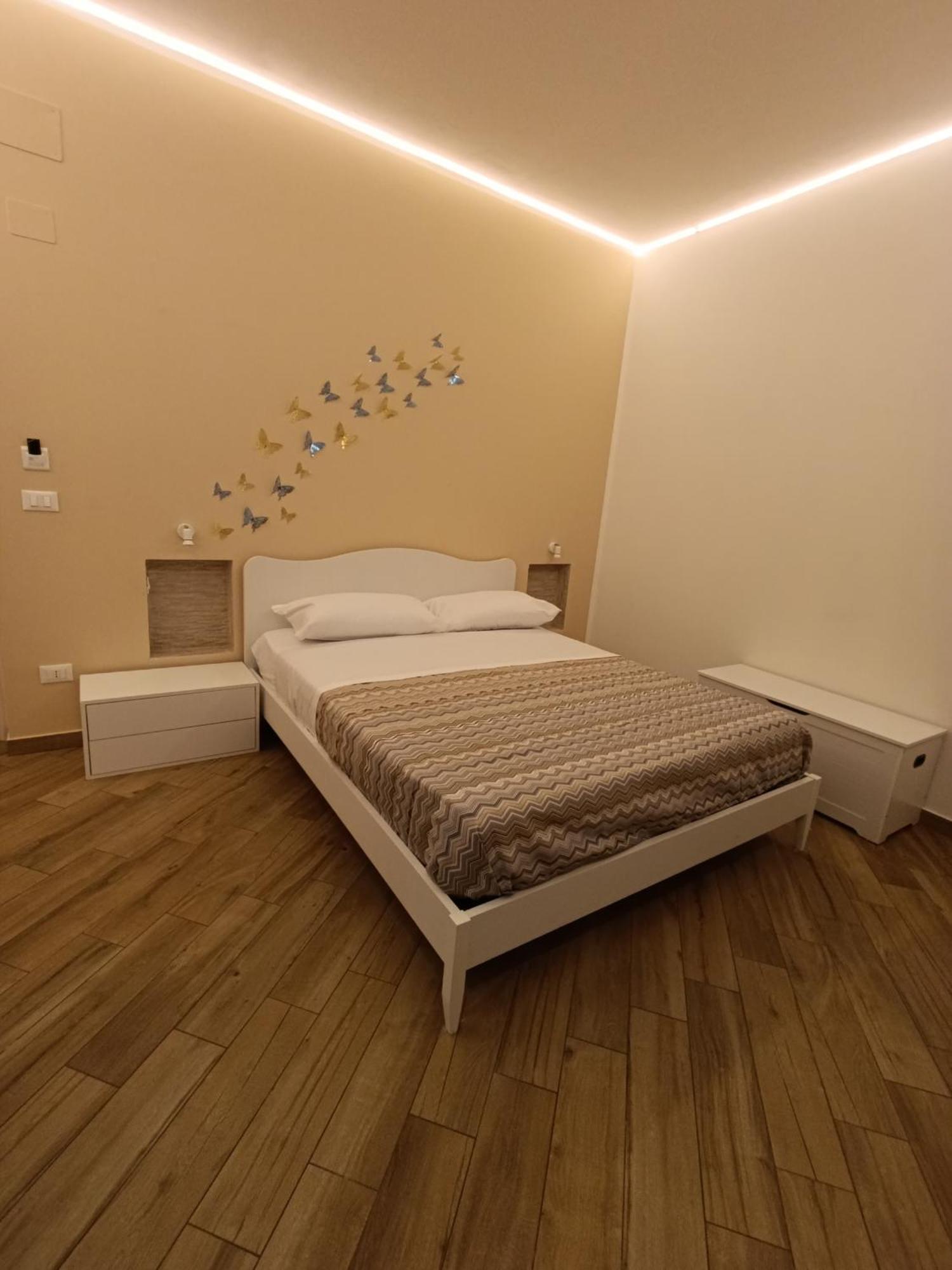 Balarm Central Apartment Palermo Luaran gambar
