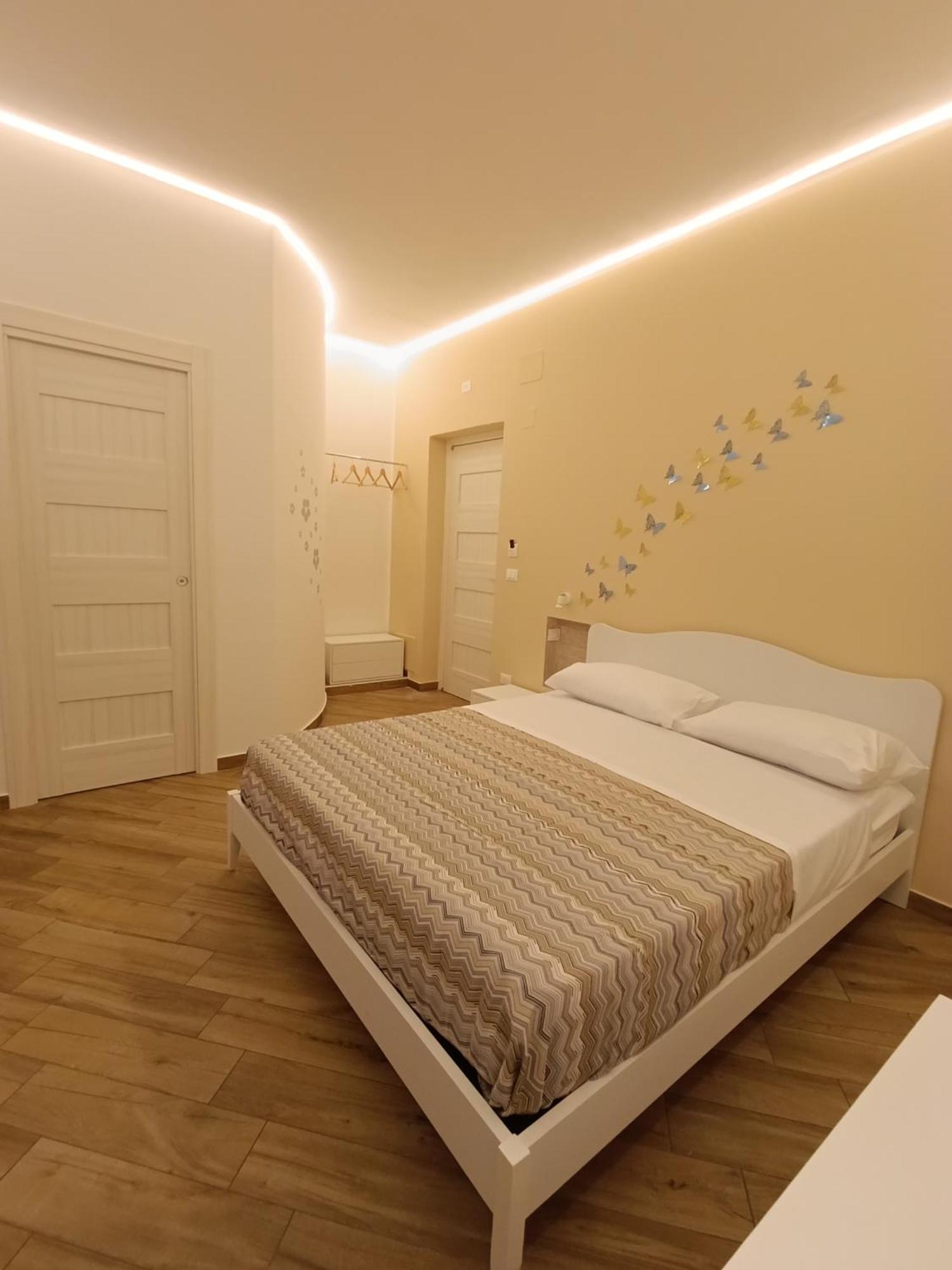 Balarm Central Apartment Palermo Luaran gambar
